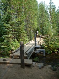 Read more about the article A New and Safer Bridge for the South Fork of Tumalo Creek
